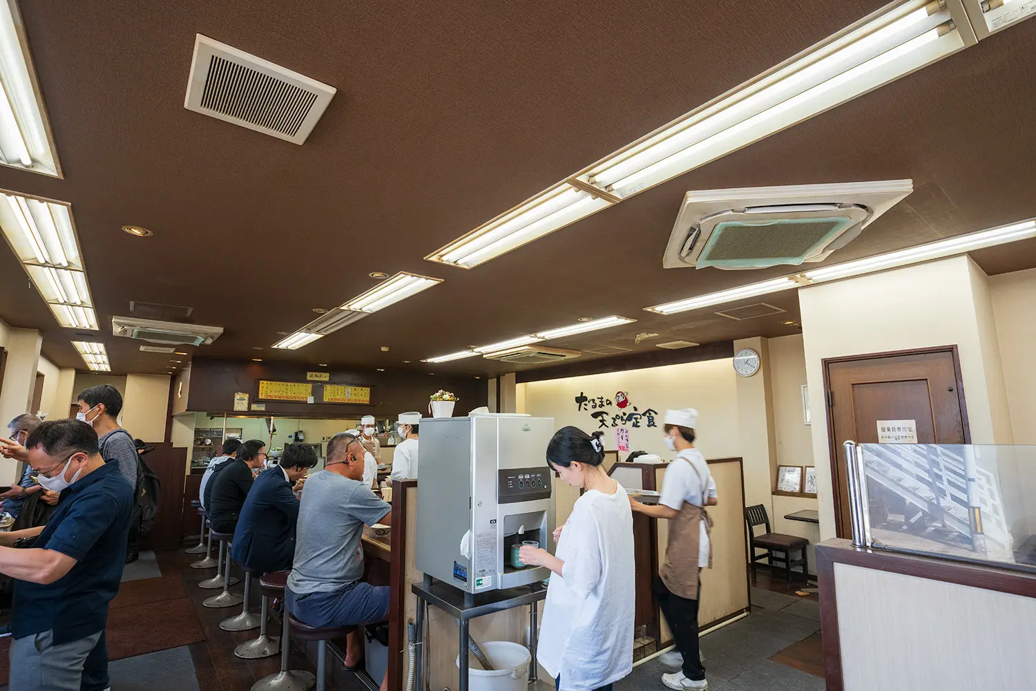 Three Attractions of Fukuoka's Three Tempura Chain Restaurants