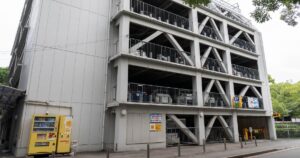 オヌキ新博多ビル駐車場