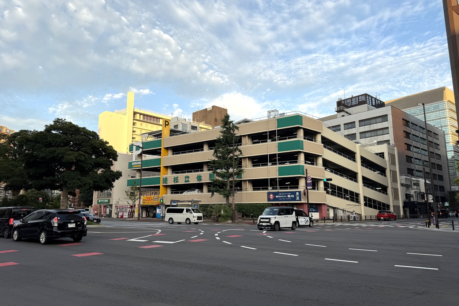 周辺道路・外観