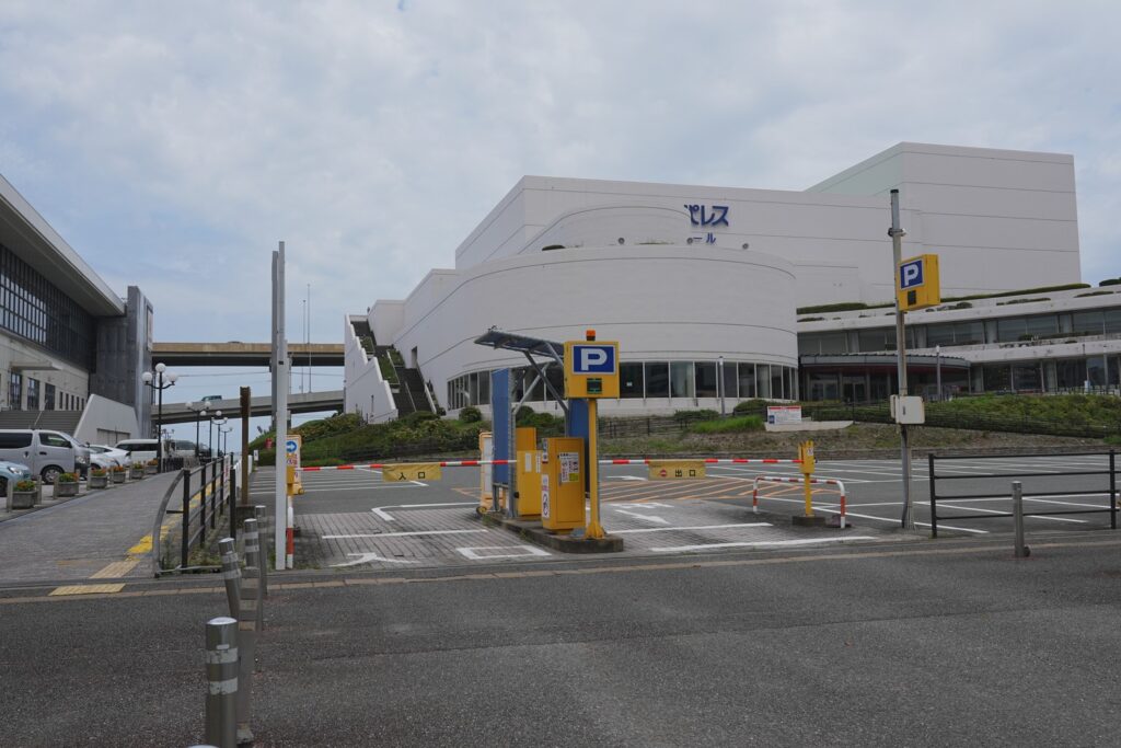 福岡サンパレス第1駐車場の出入口
