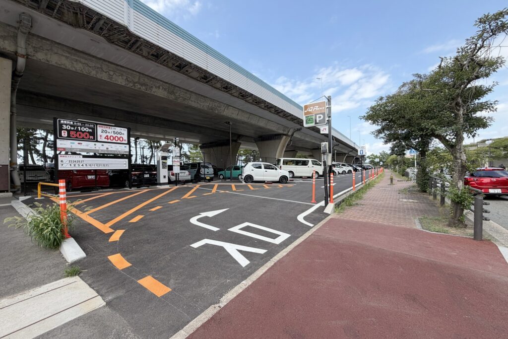 JQパークス地行浜第3 入口の様子