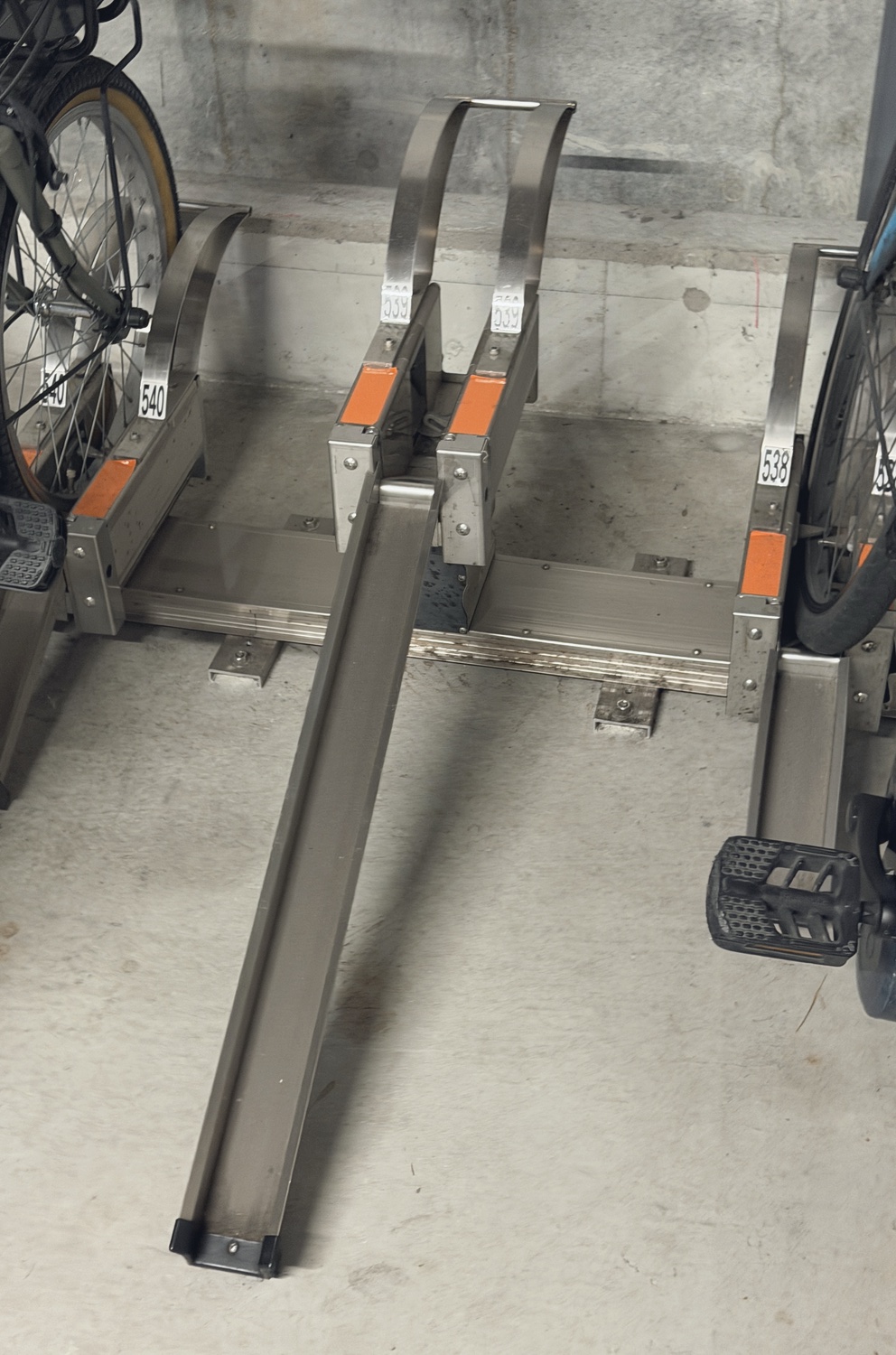 自転車の駐車エリア