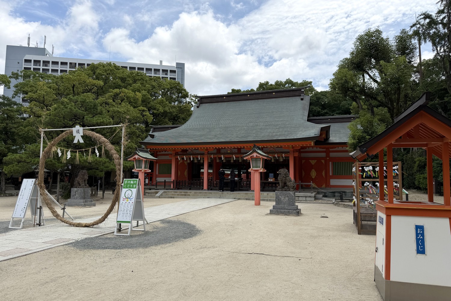 拝殿正面