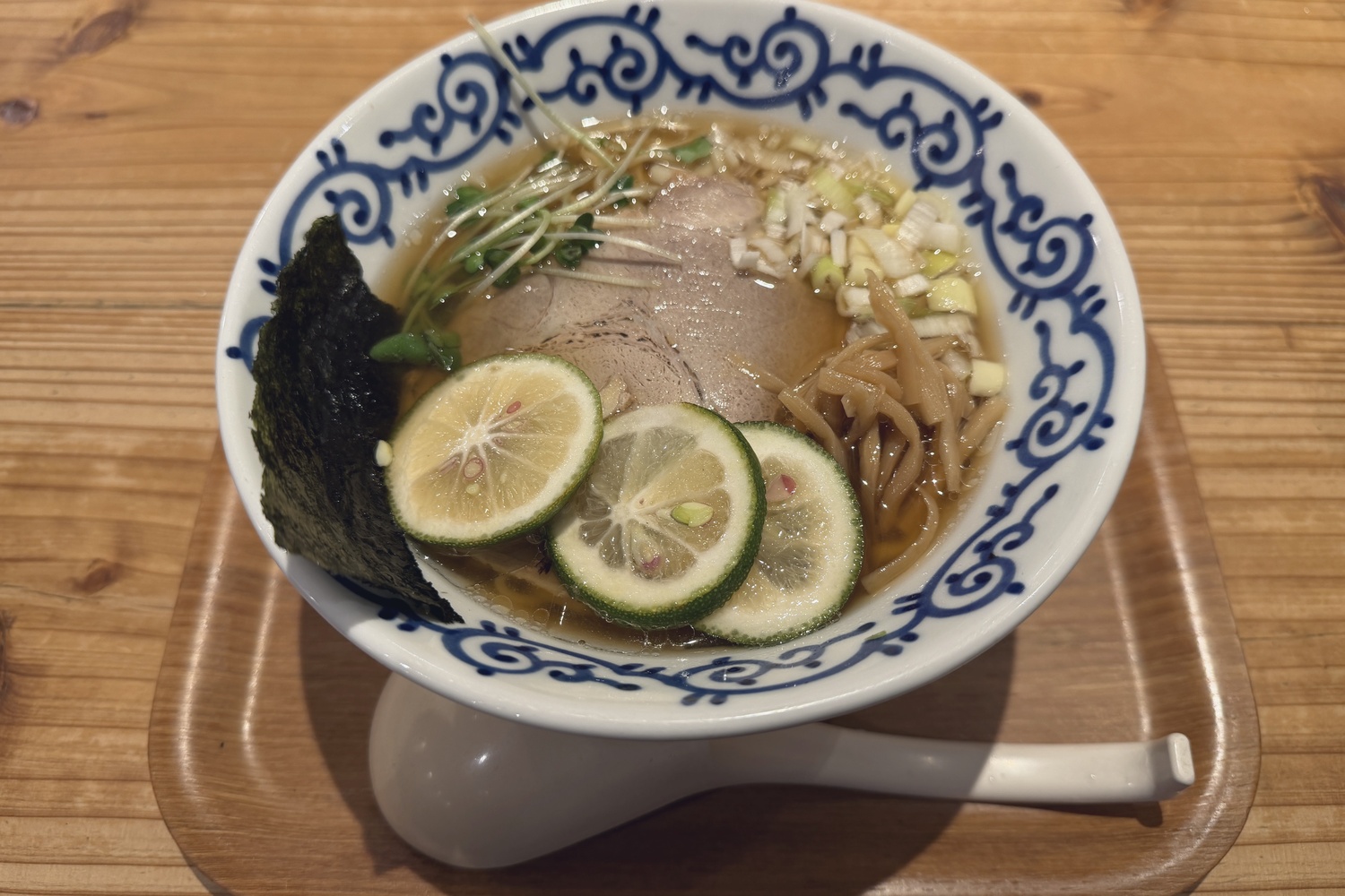 季節限定のかぼすらーめん