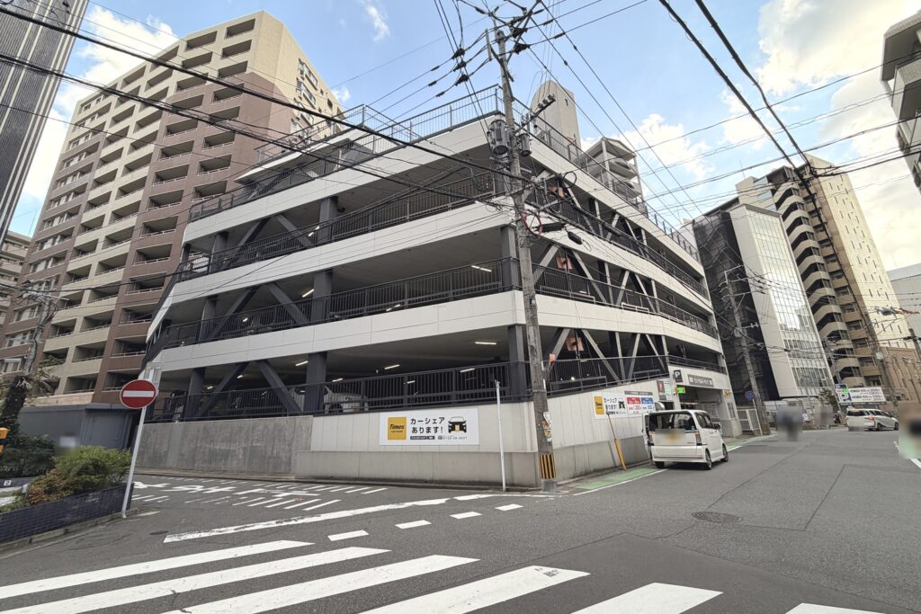セントラルパーキングの外観