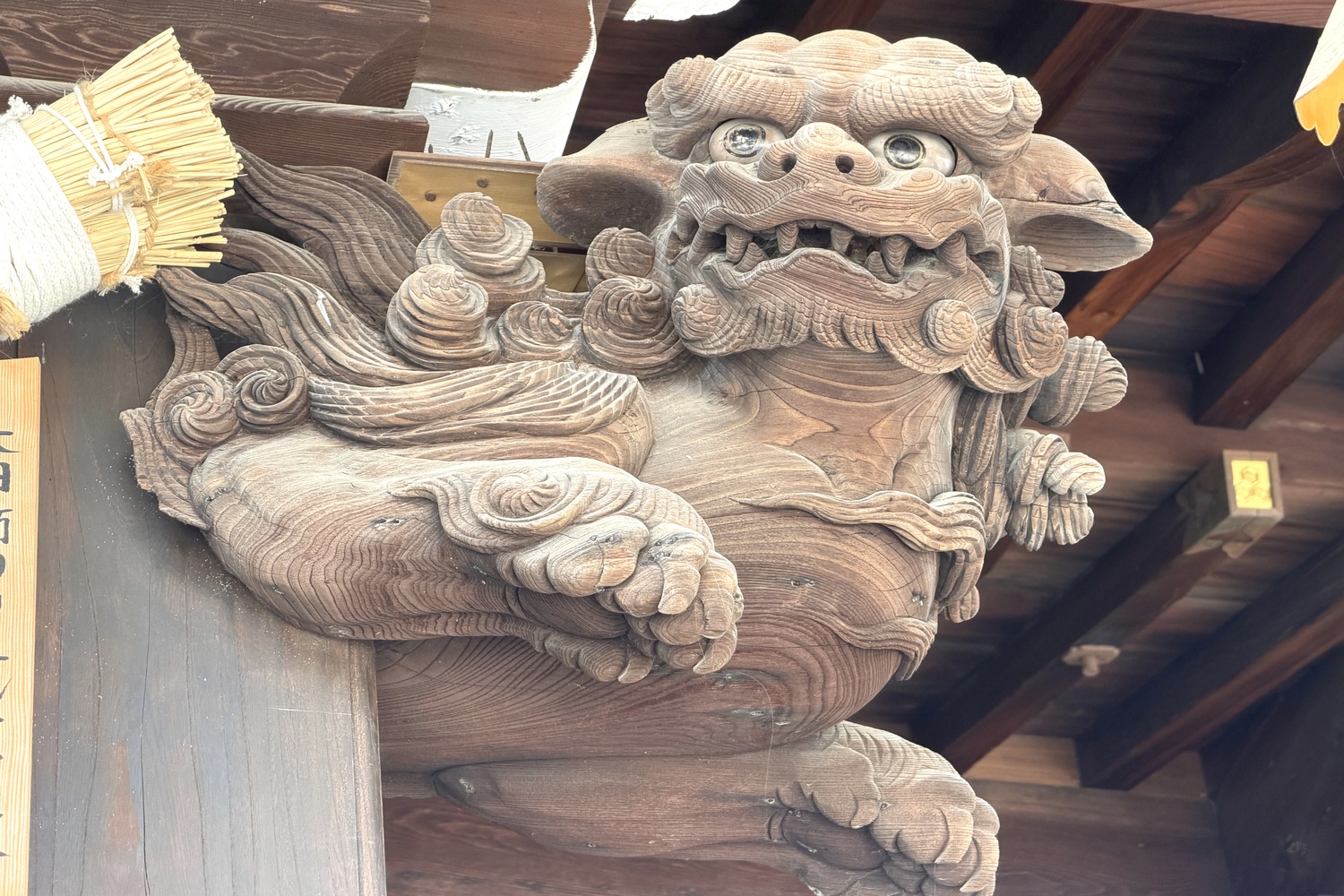 櫛田神社の拝殿右上の装飾
