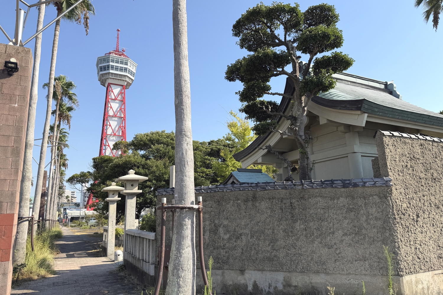 櫛田神社浜宮と博多ポートタワー