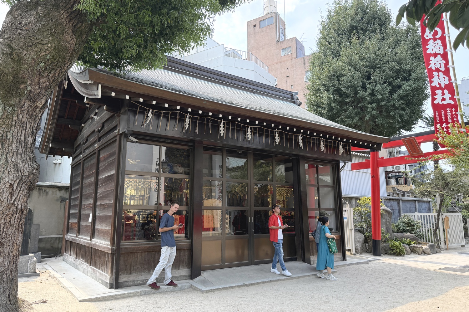 櫛田神社の神輿庫