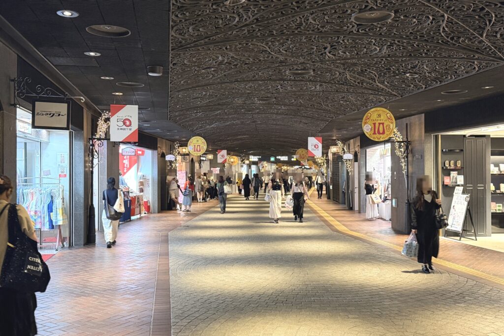 天神地下街の通路